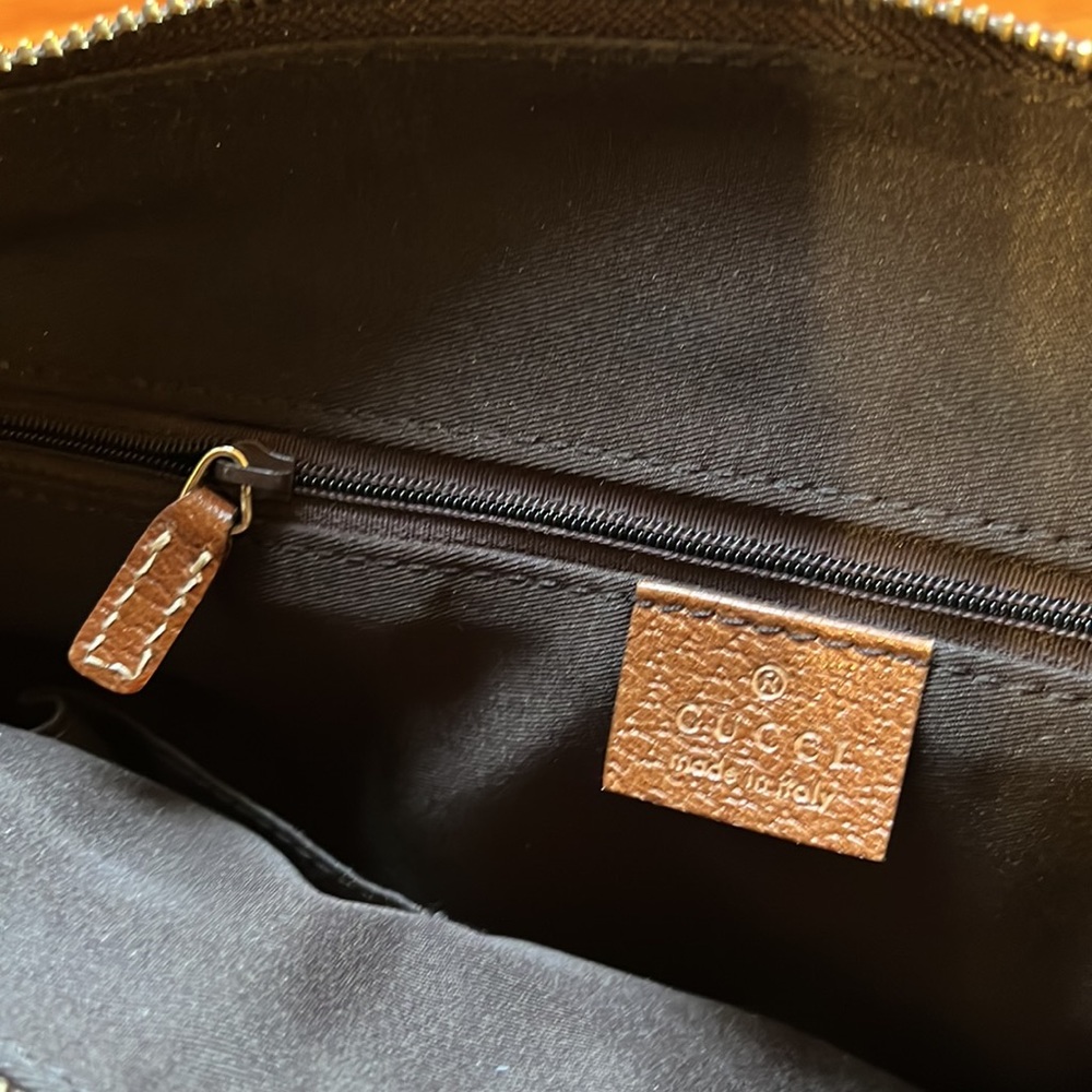 Gucci logo blue canvas with leather trim. - Picture 5 of 9